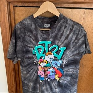 BT21 shirt